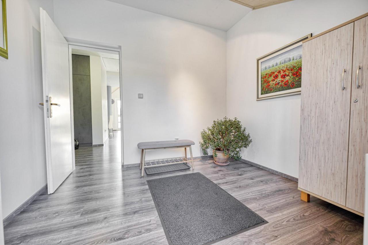 Astarea - Luxe Penthouse In Nature - Jacuzzi - Free Private Parking - Terrace & Balcony - Peace Zagreb Ngoại thất bức ảnh