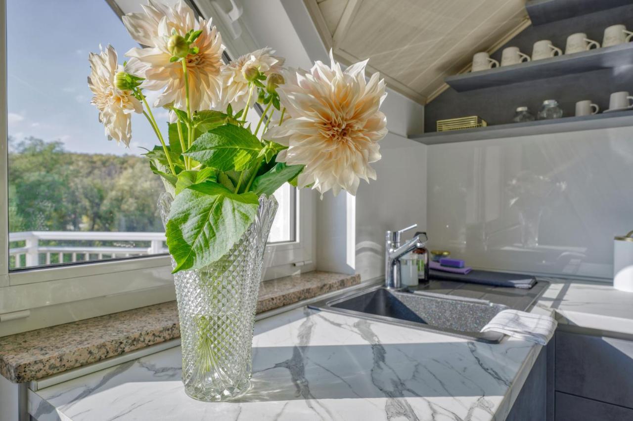 Astarea - Luxe Penthouse In Nature - Jacuzzi - Free Private Parking - Terrace & Balcony - Peace Zagreb Ngoại thất bức ảnh