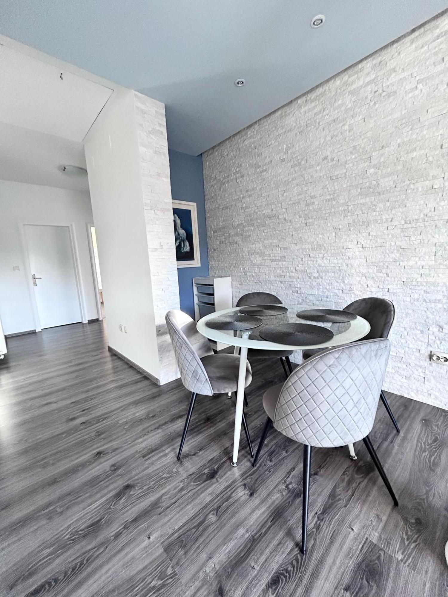 Astarea - Luxe Penthouse In Nature - Jacuzzi - Free Private Parking - Terrace & Balcony - Peace Zagreb Ngoại thất bức ảnh